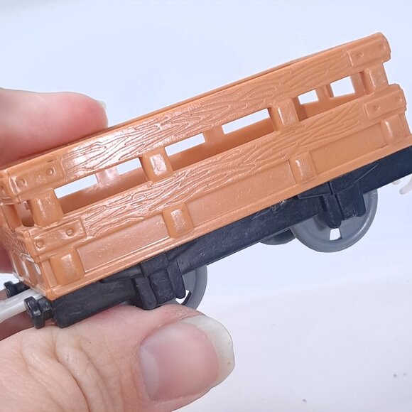 Thomas & Friends Trackmaster Motorized Train BILL 2009 with cargo tender Mattel - Picture 15 of 16